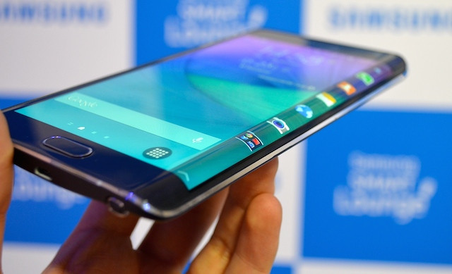 samsung-galaxy-note-edge-hands-on-photo1.jpg