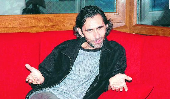 Peker Açıkalın.png