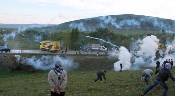 Lice yol kapatanlara müdahale.png