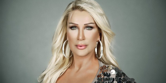 seda-sayan-seksi-poz-.jpg