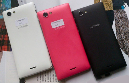 sony_xperia-j_arka1343633736.jpg