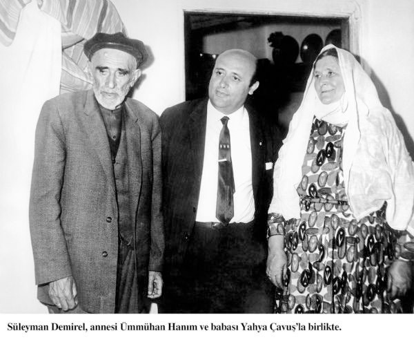 süleyman-demirelin-anne-ve-babasi.jpg