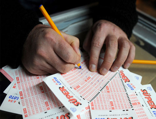 Süper Loto sonuçları 24 Eylül 2015 çekilişi MPİ şok sonuç.jpg