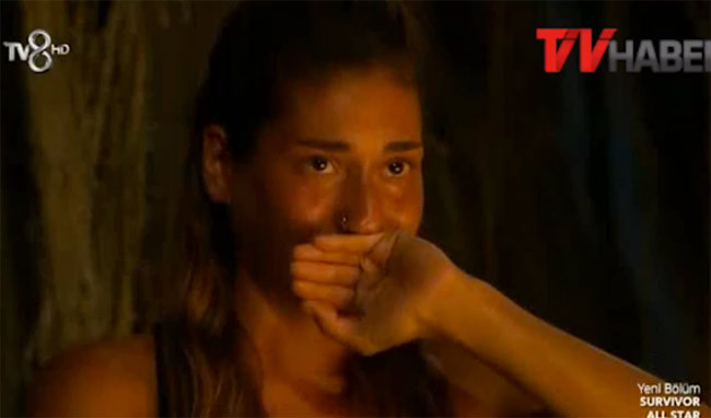survivor-ada-konseyi-berna-canbeldek-elendi.jpg