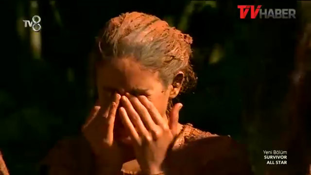 survivor-sahra-35.-bölüm-ağladi.jpg