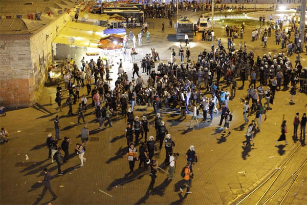 taksim-lice-protestosu.jpg
