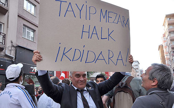tayyipmezarahalkiktidara.jpg
