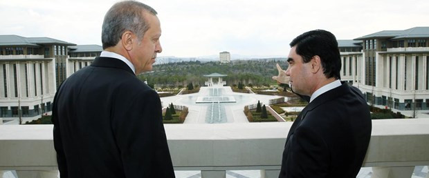 turkmenistan-devlet-baskani-gurbanguli-berdimuhammedov-turkiye-programini-yarida-birakti.jpg