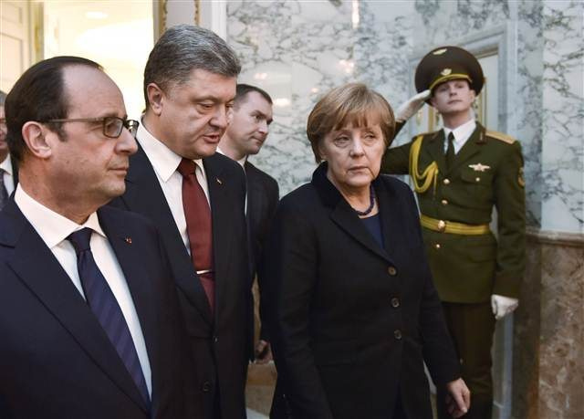 ukrayna-zirvesi-angela-merkel.jpg