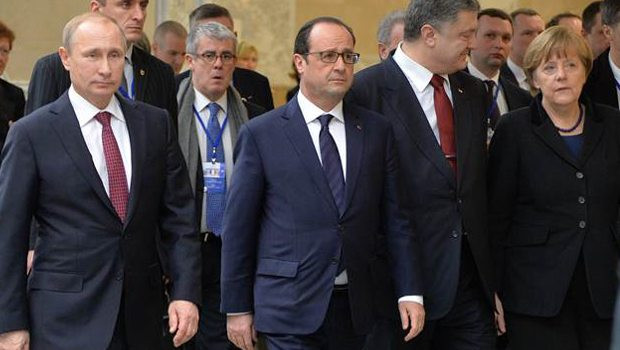 ukrayna-zirvesi-vladimir-putin-francois-hollande.jpg