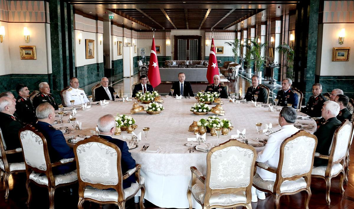 yaş-toplantisi-sona-erdi-neler-konuşuldu.20150803165631.jpg