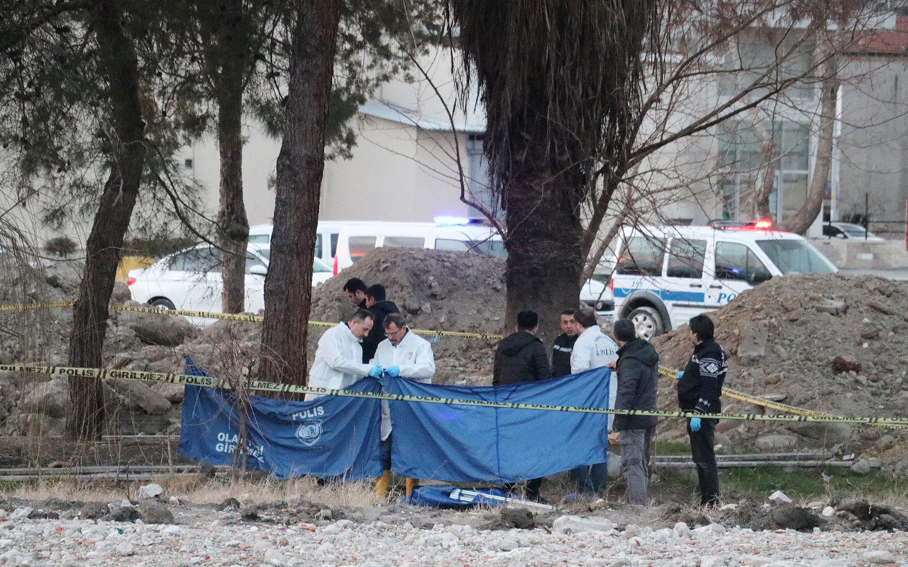 Denizli'de boş arazide kimliği belirsiz erkek cesedi bulundu