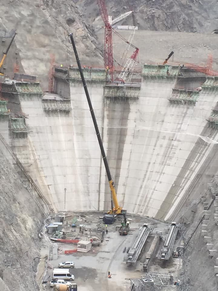Artvin Yusufeli'nde baraj inşaatı 64 metre gövdeye ulaşıldı