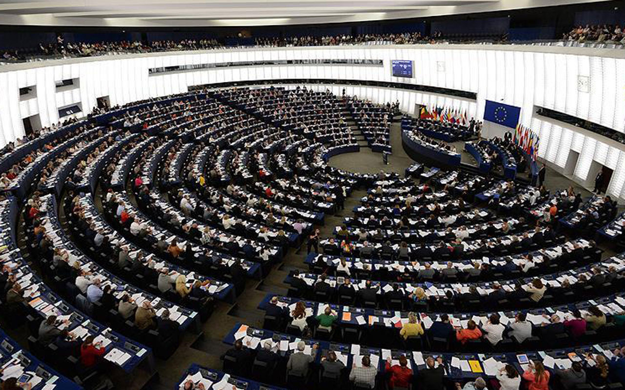 Avrupa Parlamentosu’ndan Rusya önerisi