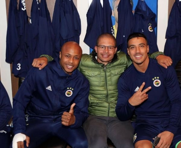 Alex de Souza 7 yıl sonra Fenerbahçe'ye geri dönüyor