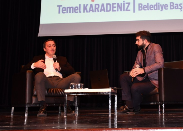 Eski Fenerbahçeli yıldız Ali Koç'u topa tuttu: Tribünde oturmakla olmaz