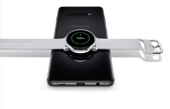 Tasarım harikası Samsung Galaxy Watch tanıtıldı işte fiyatı ve özellikleri