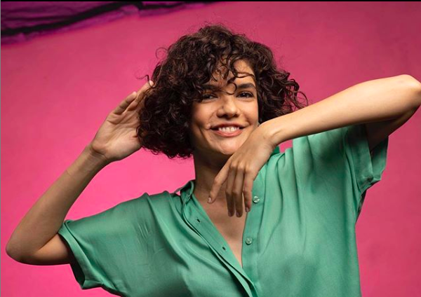 Харе сюрел. Олгун шимшек. Харе сюрел. Hare sürel medcezir. Чукур харе актриса.