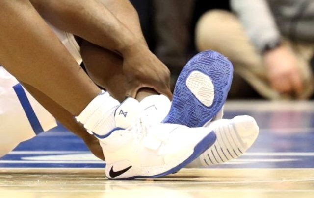 Bu ayakkabı yüzünden Nike 1 günde 1,5 Milyar dolar zarar Etti
