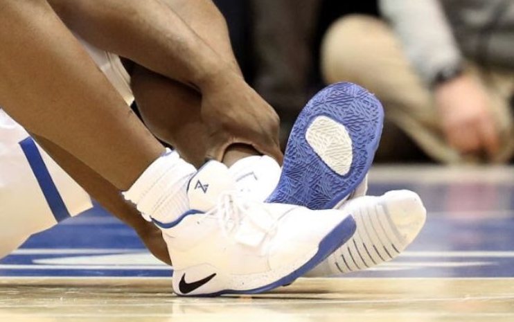 Zion Williamson'un ayakkabısı patladı Nike hisseleri çakıldı