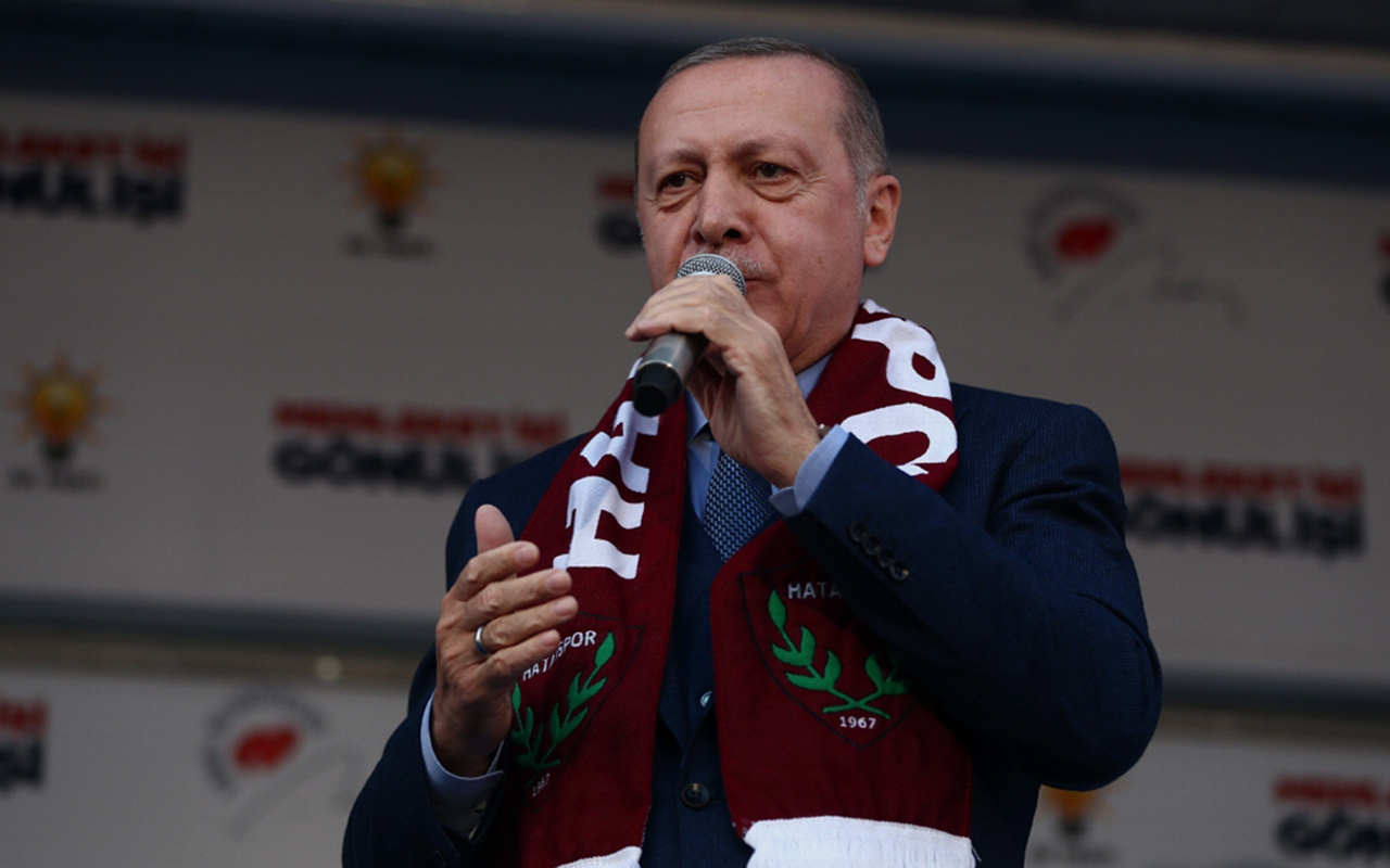 Cumhurbaşkanı Erdoğan: 'Her seçimi ellerine yüzlerine bulaştırıyorlar'