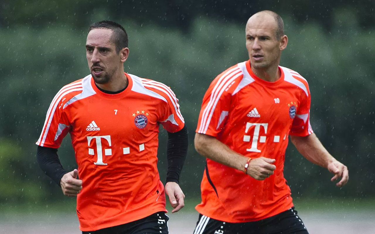 Bayern Münih'te Robben'le Ribery ayrılıyor
