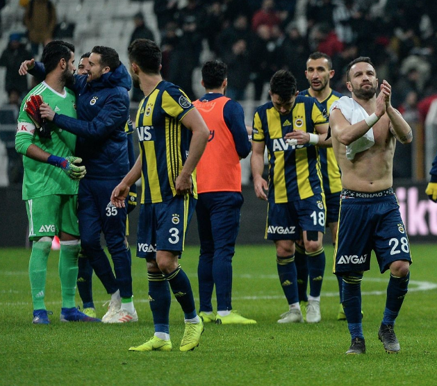 Beşiktaş derbisinin kaderini değiştirdi sözleşmeyi kaptı