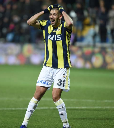 Fenerbahçe'de Islam Slimani'nin üstü çizildi