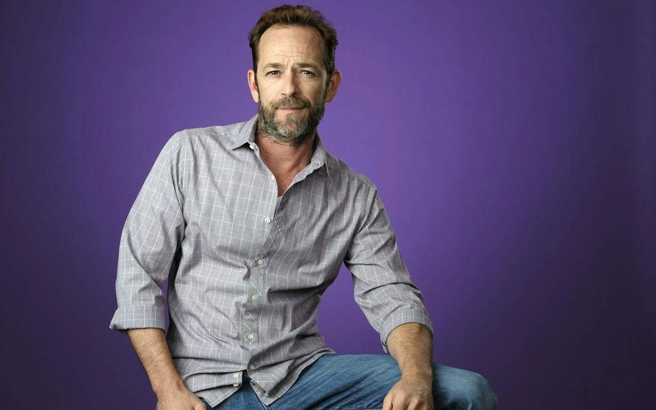 Ünlü oyuncu Luke Perry hayatını kaybetti