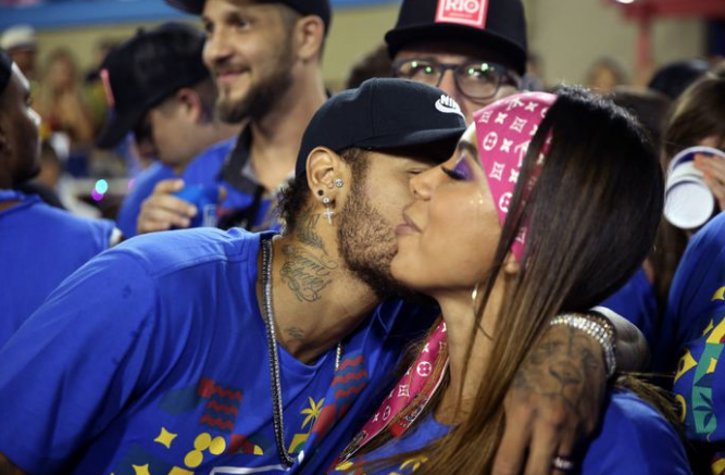 Neymar'la Anitta'nın samimi pozları olay oldu