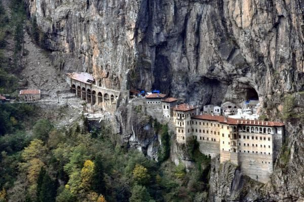 Sümela Manastırı'nda gizli bir geçit bulundu bakın nereye çıkıyor