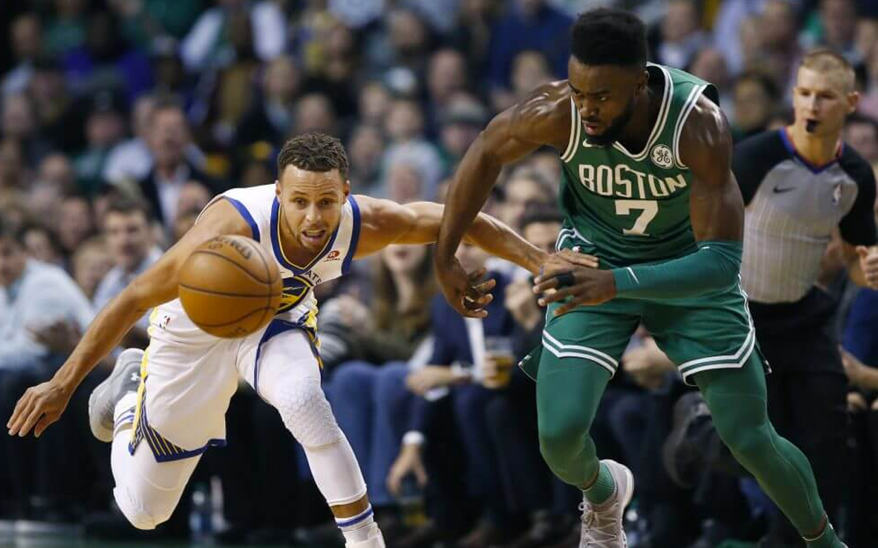 Warriors, Celtics'e farklı kaybetti