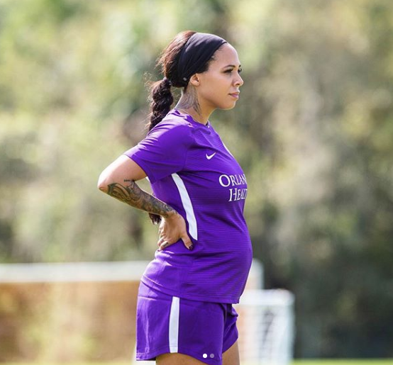 Sydney Leroux Dwyer 5.5 aylık hamileyken idmana çıktı ortalık karıştı