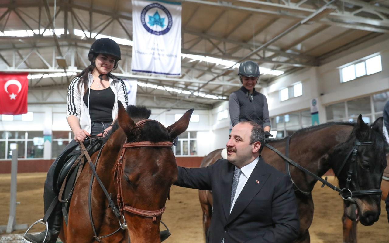 Sanayi ve Teknoloji Bakanı Mustafa Varank'tan yerli serum tesisine ziyaret