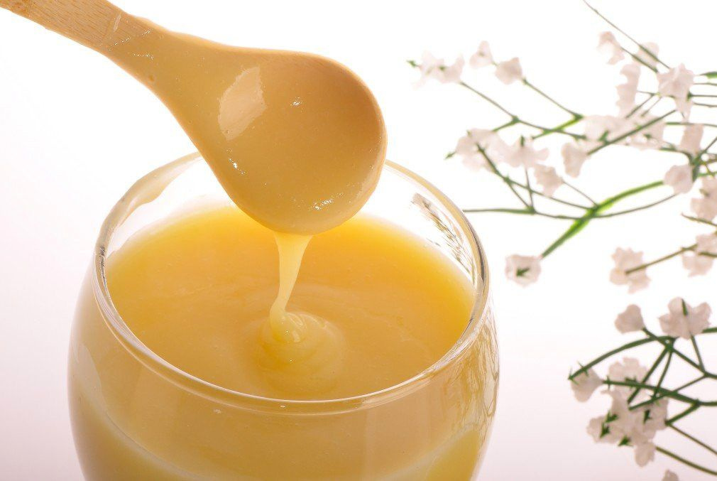 Arı sütünün faydaları arı sütünü normal sütle karıştırırsanız