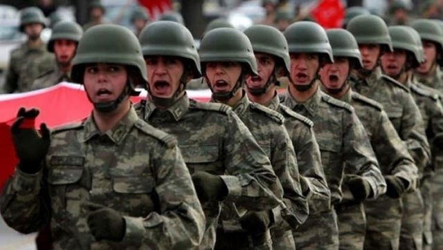 Yeni askerlik 2019 sistemi nasıl Hulusi Akar kim ne kadar askerlik yapacak açıkladı
