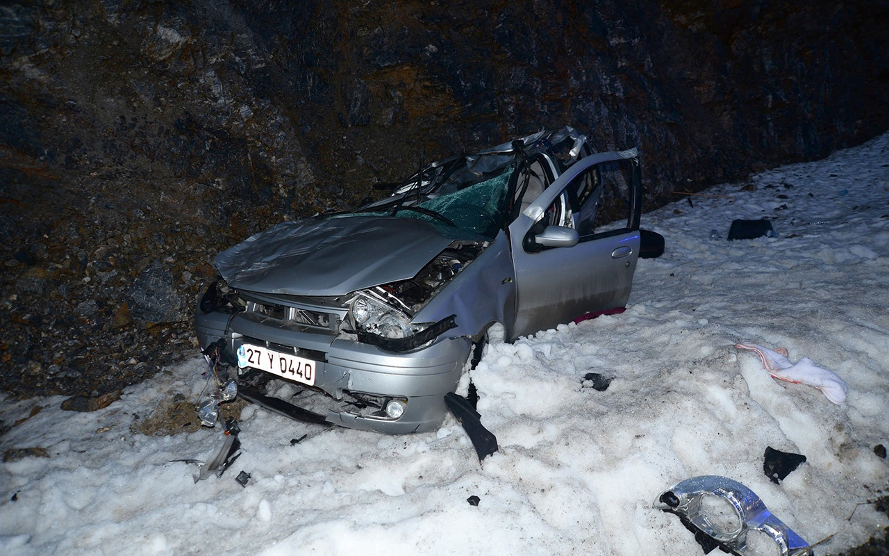 Adıyaman'da öğretmen çifti kaza ayırdı