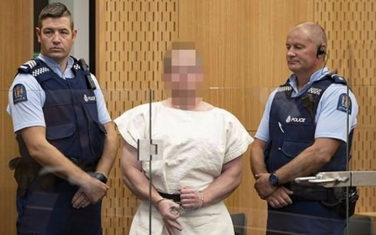 Brenton Harrison Tarrant alçak saldırıdan önce Yeni Zelanda Başbakanlık ofisine göndermiş