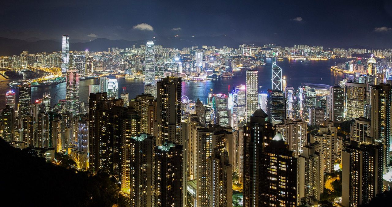Hong Kong’ta oturacak yer kalmadı yapay ada inşa edilecek