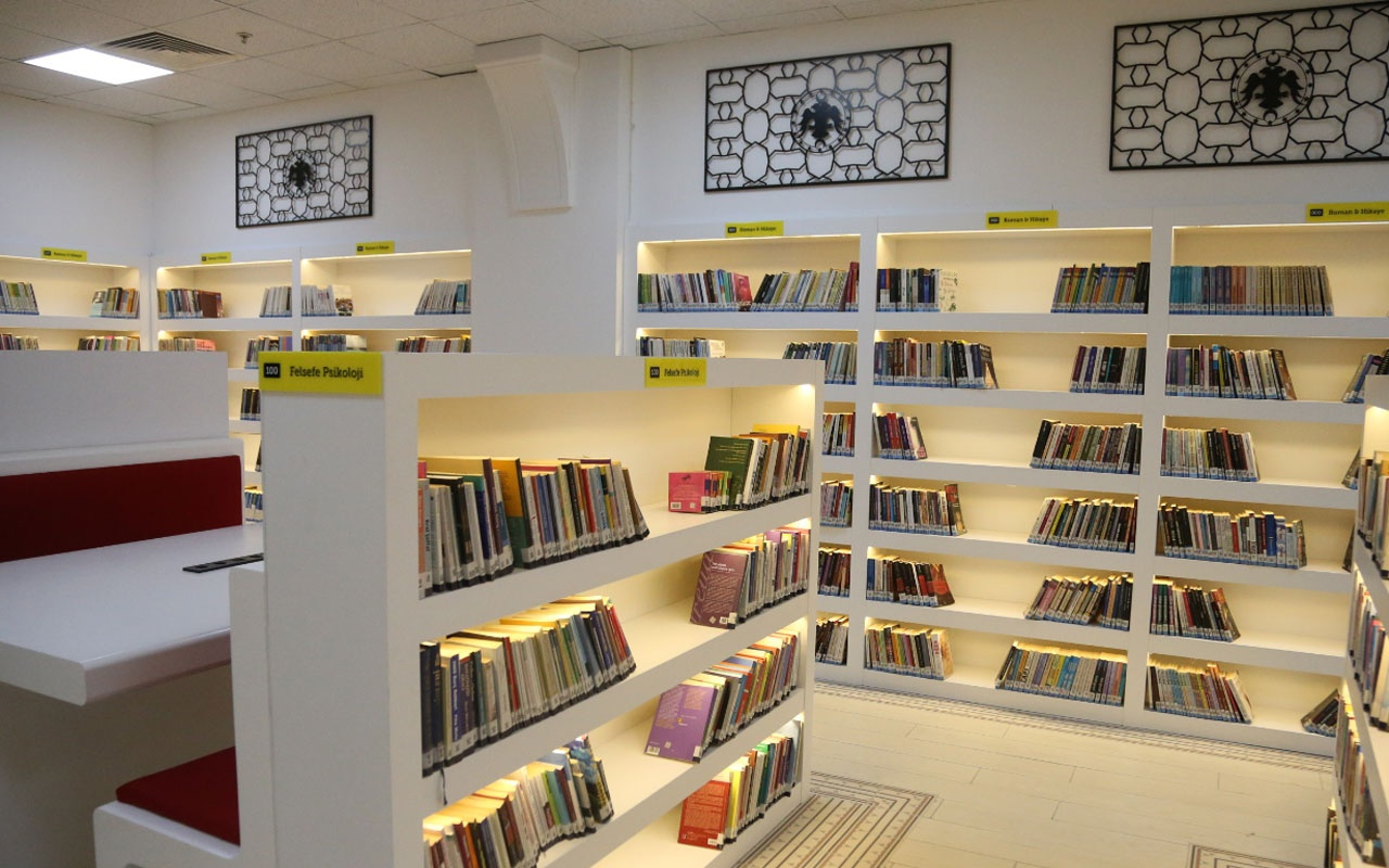 Mustafa Kutlu Kütüphanesi Sultanbeyli ilçesinde Açıldı