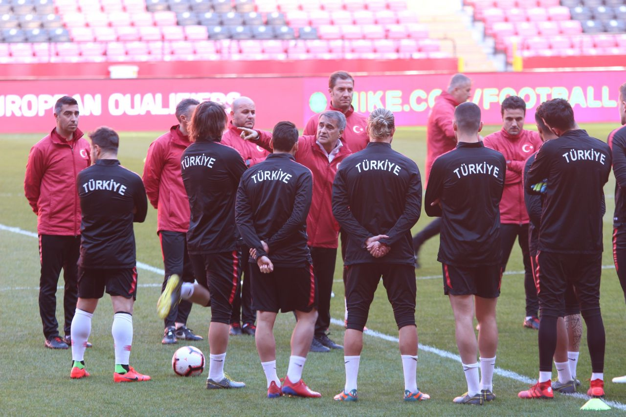 A Milli Takım Moldova maçı hazırlıklarını tamamladı