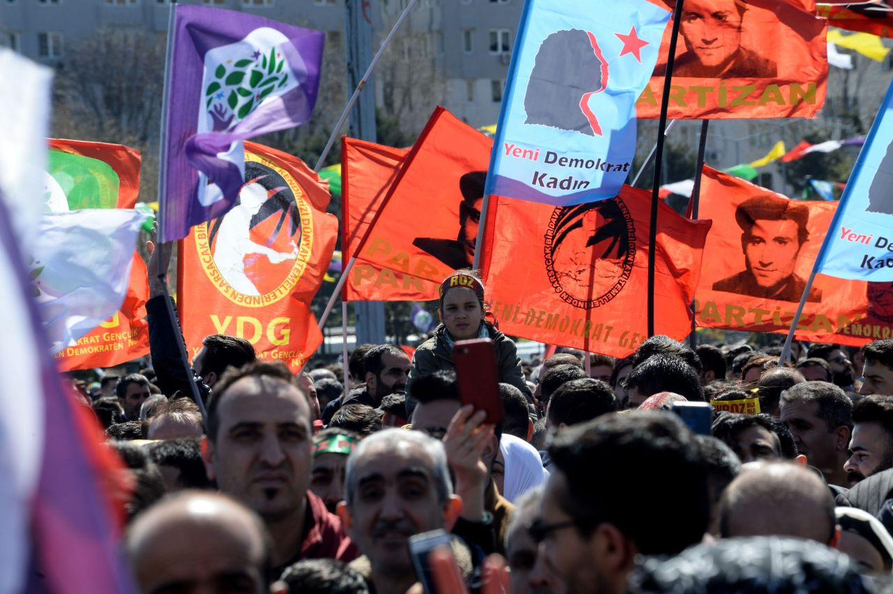 Bakırköy'deki nevruz kutlamasından görüntüler