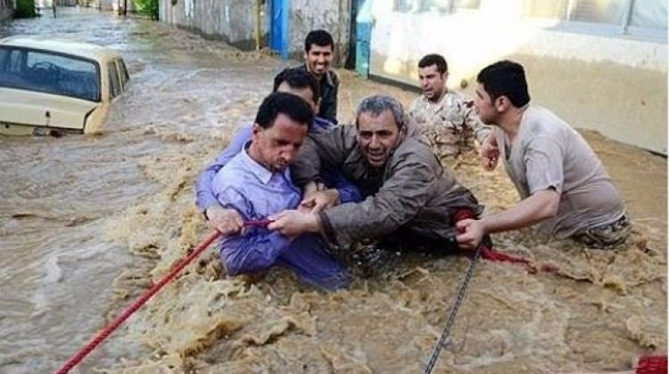 Sel felaketi İran'ın güneyini de vurdu! İşte o korkunç manzaralar
