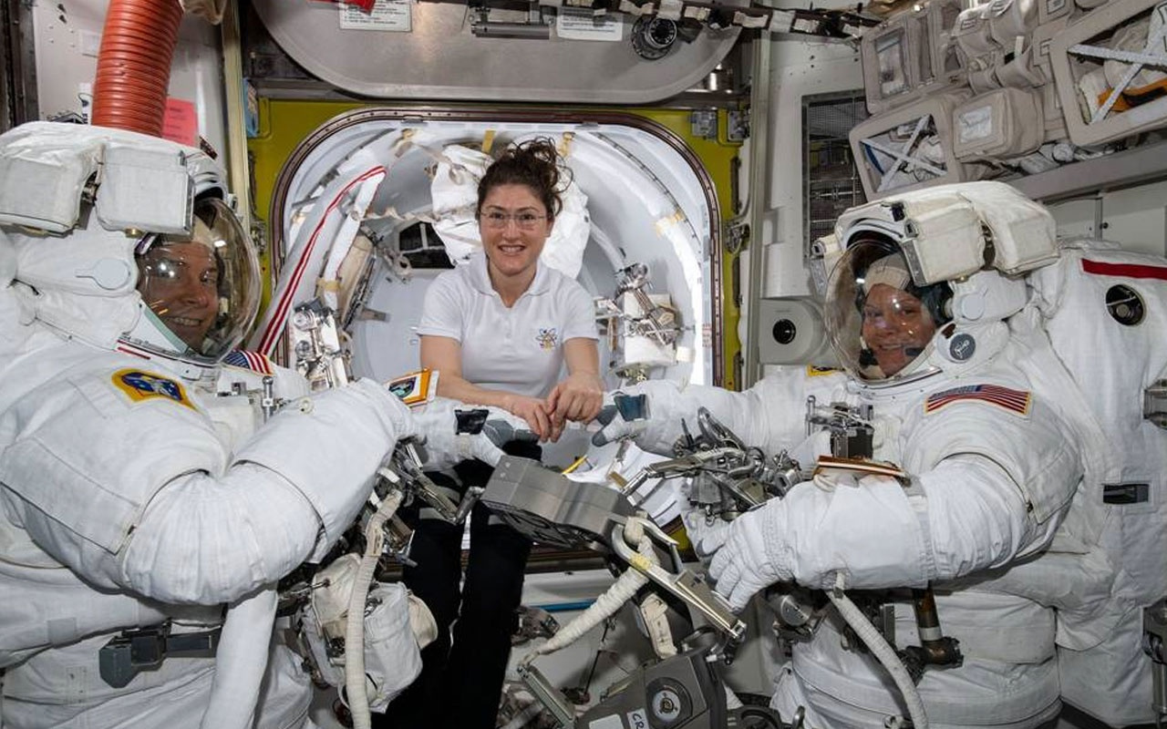 Kadın astronotlar uzay yürüyüşüne gidemeyecek! İşte nedeni