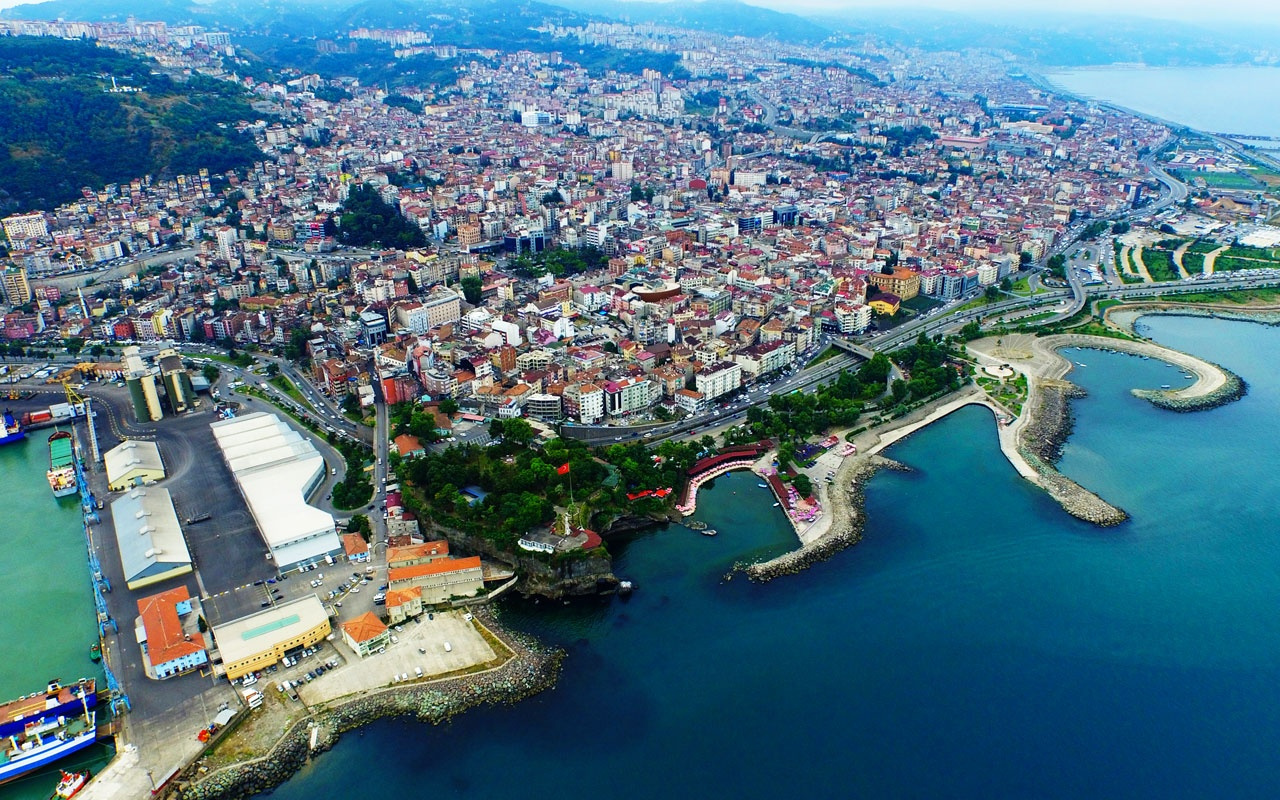 Trabzon'da ulaşım sorununa çözüm için hazırlanan kentsel ulaşım planı imzalandı