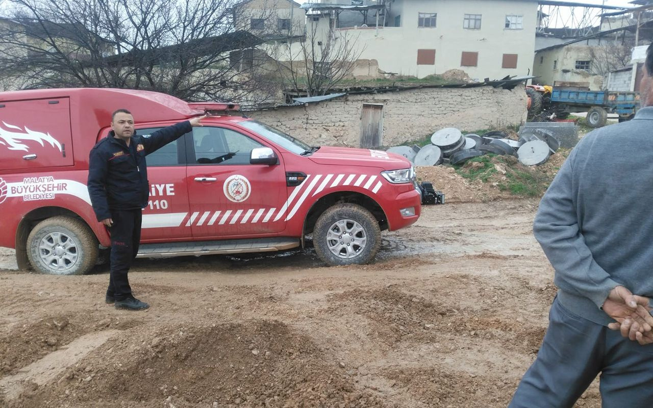 Malatya'da göçük altında kalan işçi kurtarıldı