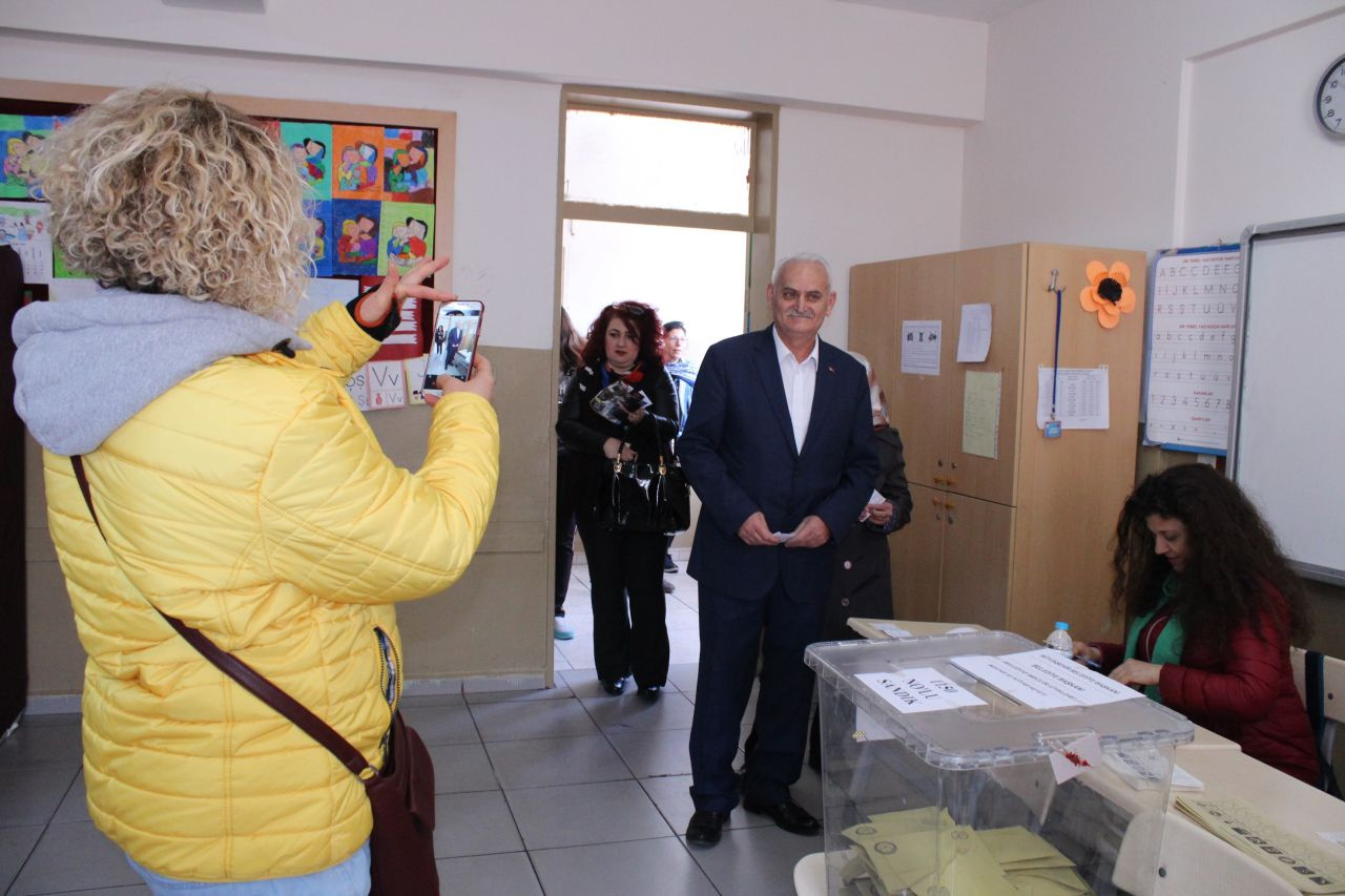 Binali Yıldırım’a benzerliği ile tanınan Zekeriya Yetkin'i görenler şaşıp kaldı