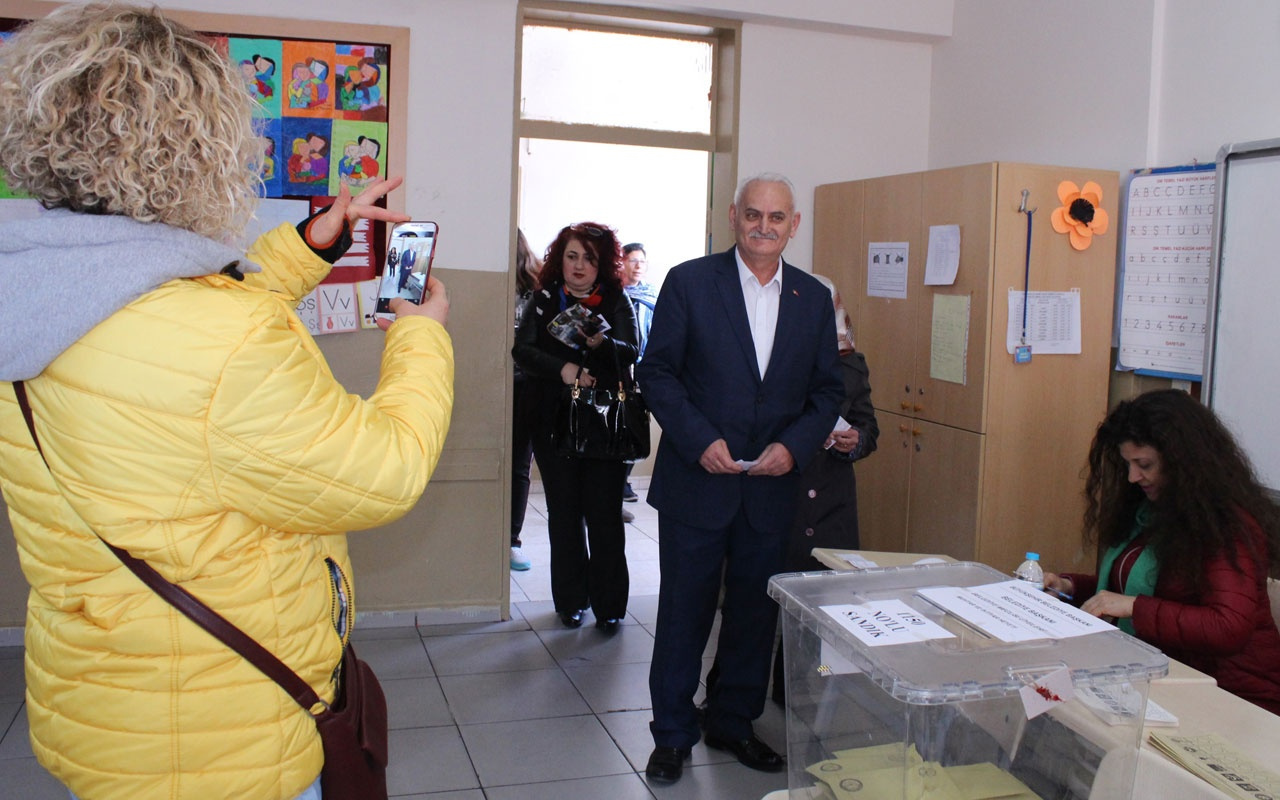 Binali Yıldırım’a benzerliği ile tanınan Zekeriya Yetkin'i görenler şaşıp kaldı