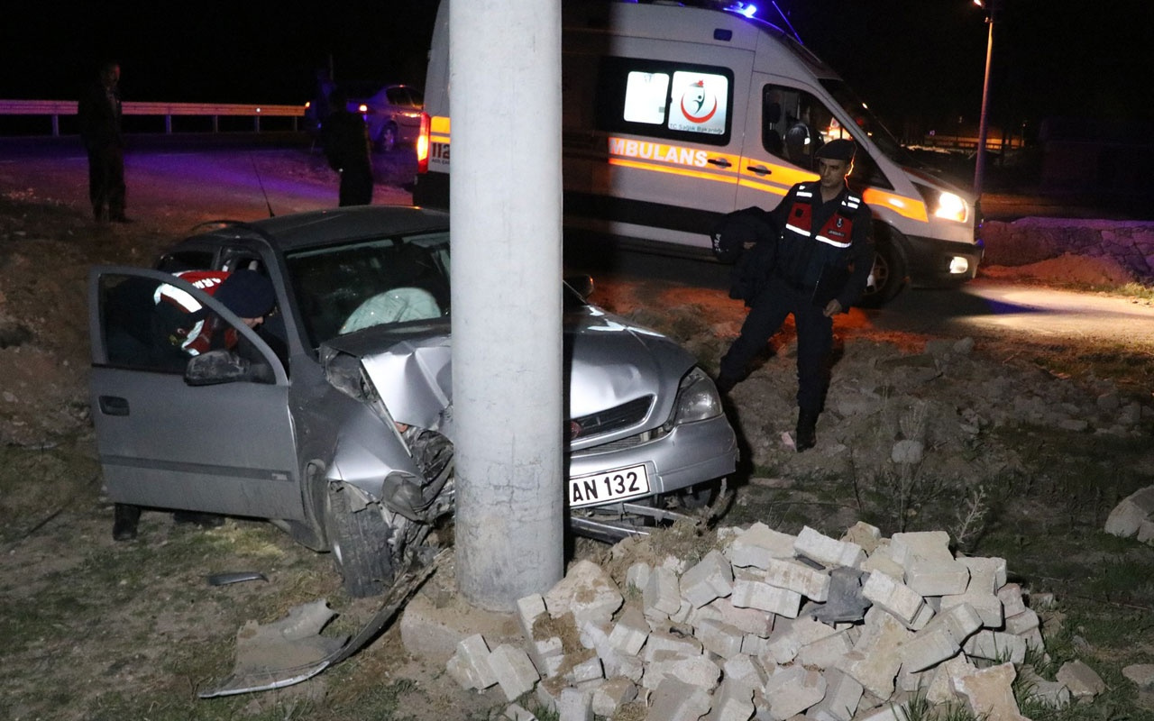 Aksaray'da feci kaza! Otomobil şarampole uçtu