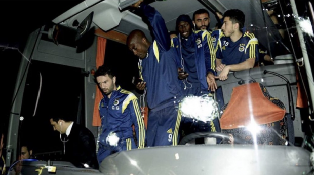 Sosyal Medya Hesaplari Kapatildi Yayin Durduruldu Fenerbahce De Neler Oluyor Internet Haber